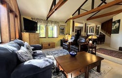 72743 Shoestring Road, Cottage Grove, OR 97424