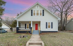 636 Tucker Street, Burlington, NC 27215