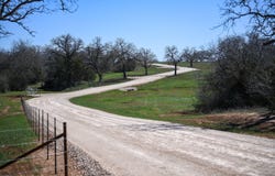 716 Main Loop, Waelder, TX 78959