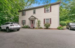 60 Vinton St, Melrose, MA 02176