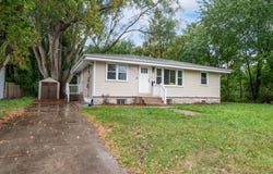 2317 53rd Avenue N, Minneapolis, MN 55430