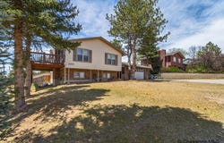 3158 BLUFF PL, Cheyenne, WY 82009