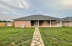 2300 Jadyn Lane, Clovis, NM 88101