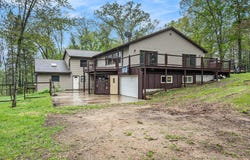 1977 E 40th Street, White Cloud, MI 49349
