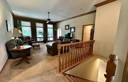 1103 Barberry Dr, Hutchinson, KS 67502