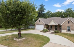 327 Walnut Street, Terrell, TX 75160