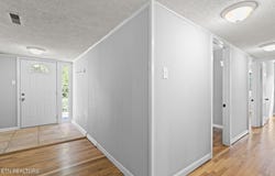 181 California Ave, Oak Ridge, TN 37830