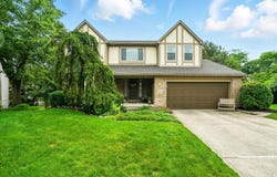 4372 Jody Drive, Grove City, OH 43123