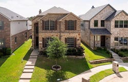 621 Big Horn Road, Aubrey, TX 76227