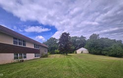 16 Hillcrest Drive, Ravena, NY 12143