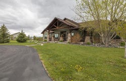 19 Ridge View Tr, Cody, WY 82414