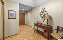 770 N 93 Street, Omaha, NE 68114