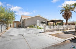 566 W Brighton Ave, El Centro, CA 92243