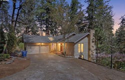 784 BROOKSIDE Dr, Eugene, OR 97405