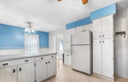 409 12th Avenue NW, Hampton, IA 50441
