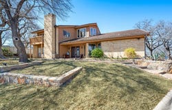 104 Oak Hollow Court S, Azle, TX 76020