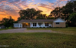 35 Highway 301, Lake Cormorant, MS 38641