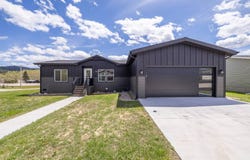 1818 Wood Lily ln, Custer, SD 57730