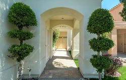 940 Calle Amable, Glendale, CA 91208
