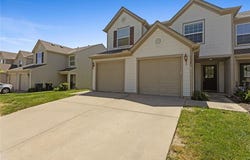 5412 Fairmount Avenue, Kansas City, MO 64118