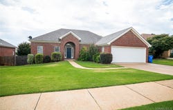 613 Castlebrook Drive, Prattville, AL 36066