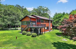 90 Aarons Way, Mt. Tremper, NY 12457