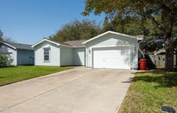 125 Breezy St., ROCKPORT, TX 78382