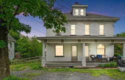 100 Mahoning Drive E, Lehighton, PA 18235