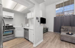 11150 E Glenoaks Blvd, Pacoima, CA 91331