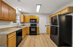 4368 Gray Raptor Circle, Snellville, GA 30039