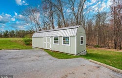 17 CANADA GOOSE LANE, HEDGESVILLE, WV 25427