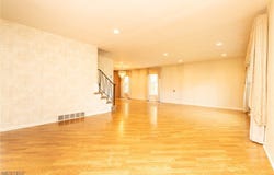 2465 S Belvoir Boulevard, University Heights, OH 44118