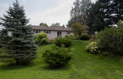 10215 8 Mile Road, Ceresco, MI 49033