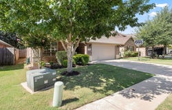 624 Hutchins Drive, Crowley, TX 76036
