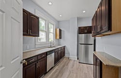 138 LINNVIEW, Carrick, PA 15210