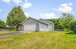606 Jarvis, WINNEBAGO, IL 61088