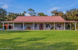 4564 CRAZY HORSE Avenue, Middleburg, FL 32068
