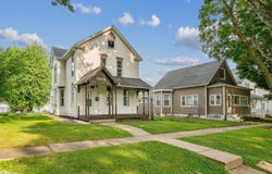 1219 N 7Th Street, Burlington, IA 52601