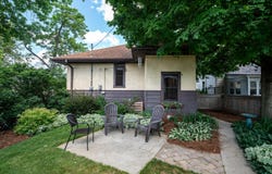2633 N Wauwatosa Ave, Wauwatosa, WI 53213