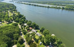 703 Carter Dr, Tuscumbia, AL 35674