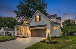 4017 W 67 Street, Prairie Village, KS 66208