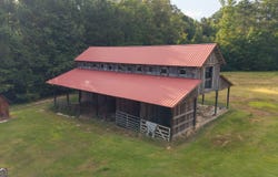 1216 Everett Springs, Calhoun, GA 30701