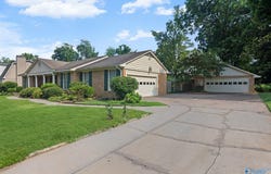 1503 Curtis Drive, Decatur, AL 35601