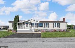 1300 E KERCHER Avenue, MYERSTOWN, PA 17067