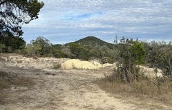 903 FOREST TRAIL DR, Bandera, TX 78003-3721
