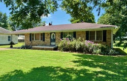 202 S Free St, Portia, AR 72457