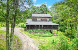 218 Sam Day Hill Road, Phippsburg, ME 04562