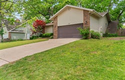 4824 S Gold Road, Battlefield, MO 65619