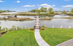 29 Covelee Drive, Norwalk, CT 06855