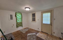 907 Maple, MACHESNEY PARK, IL 61115